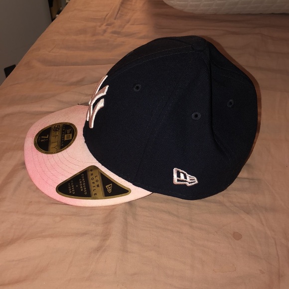 New York Yankees Mothers Day On Field 59FIFTY - Picture 4 of 4